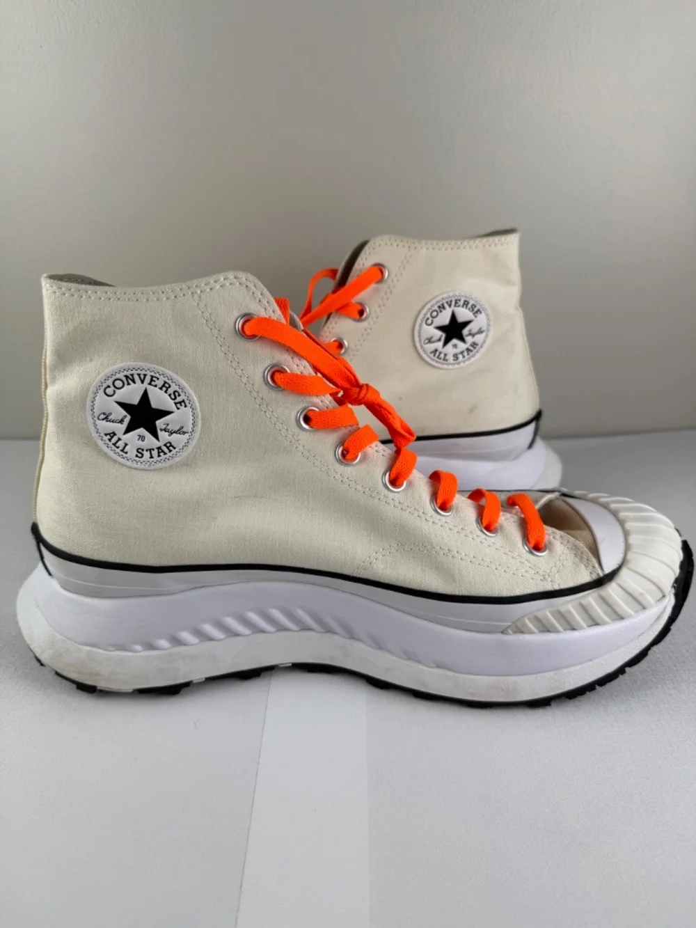 Converse Athletic Shoes Sneakers for Men - Picture 5 of 10